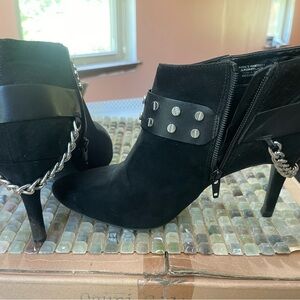 Jennifer Lopez ankle top heel boots